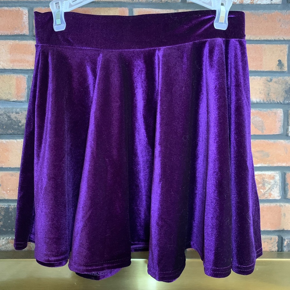 Urban Coco Velvet Skirt
